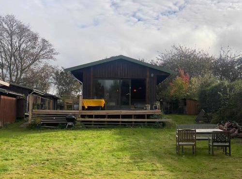 Romantic Retreat Close To The Beach