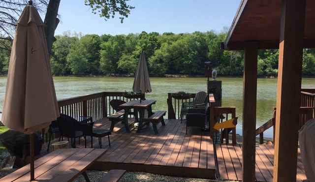 Romantic Riverfront Cabins on the Wabash River
