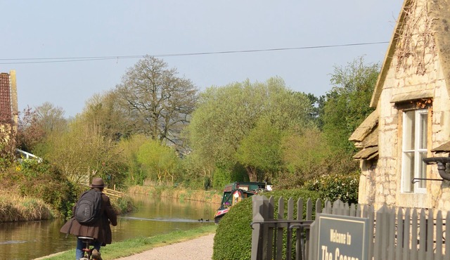 Romantic Rural Retreat on the Fringes of Bath