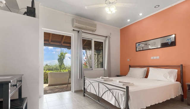 Romantic sea view Studio for two