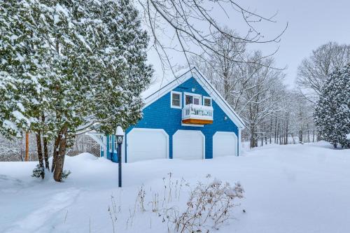 Romantic, Secluded Vermont Getaway with Hot Tub