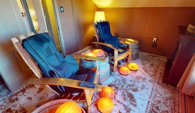 Romantic Spa-Hot Tub/Sauna/Salt Booth/Heated Himalayan Domes