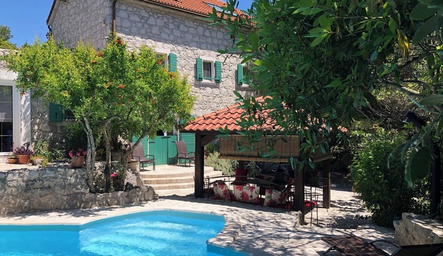 Romantic Stone House for family & couples near Dubrovnik and Split