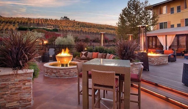 Romantic Studio in Napa- Wine Country Getaway