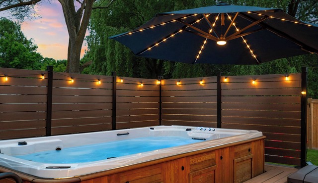 Romantic Swim Spa for 2 | King Suite + Firepit |BBQ + Gazebo| Nature + Backyard