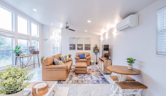 ROMANTIC Texas Hill Country Getaway on 3.5 Acres w/Garden View and Dark Sky