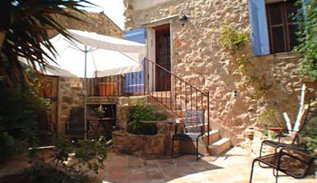 Romantic three-bedroom house in southern France nestled in historic village