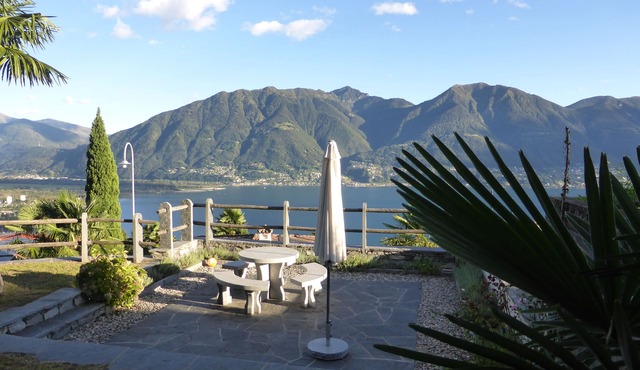 Romantic Ticino holiday home on the Lago Maggiore with a fantastic lake view