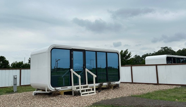 Romantic Tiny House in Flatonia - Musk's House