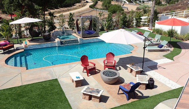 Romantic Villa Pool Walk to Wineries Private