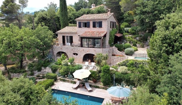 Romantisch stenen huis