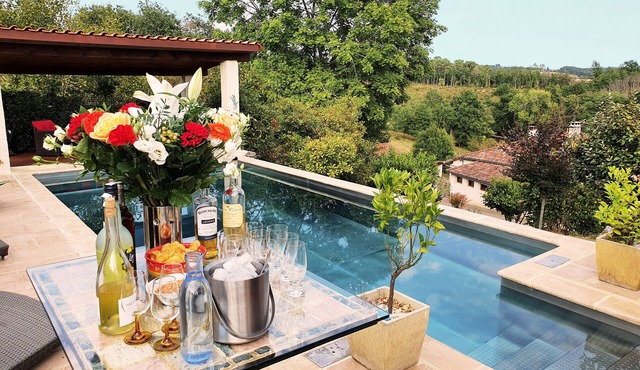 Romantische Französische Villa mit Pool Inkl. Wein- & Gourmetabend