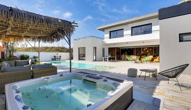 ROMEO - Stunning villa nearby the beaches in Anglet