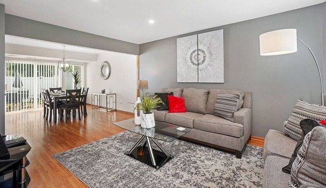 Romeoville Rental - Harmony Ln