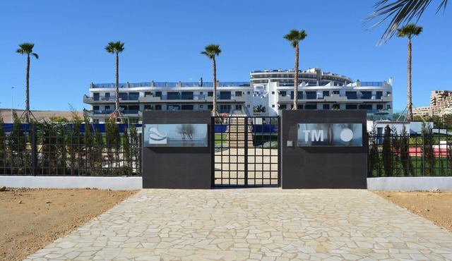 ROMERO APARTMENTS-OCEAN VIEW-ARENALES DEL SOL