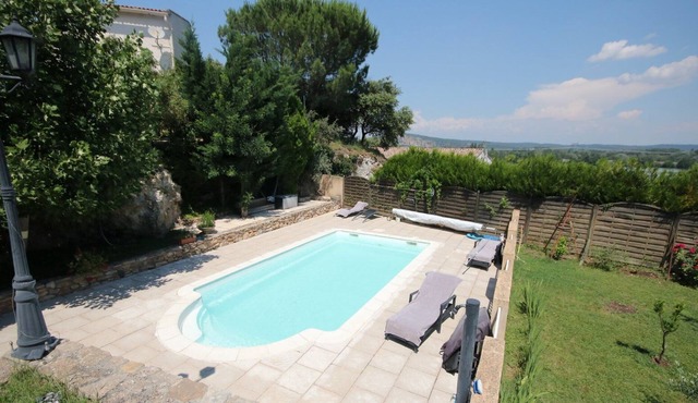 Rona, Comfortable house with views of the Rhone