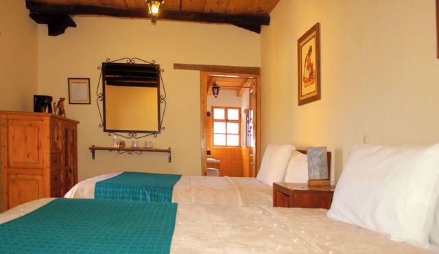 Room Cuxtitali Hotel Adobe and Teja in picturesque neighborhood of San Cristobal