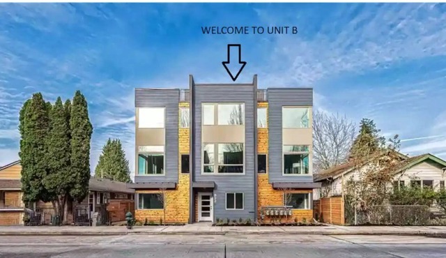 ☀️Roof Top😎Heaven NEWLY Built in Seattle!!!