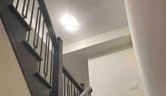 roof top patio brand new modern urban home long term only