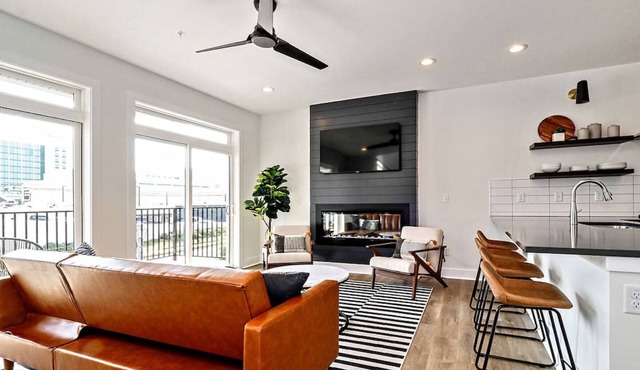 Rooftop Deck with View of the Ocean at Pacific