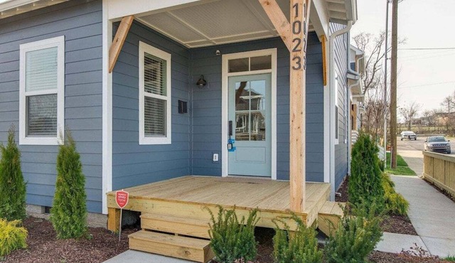 Rooftop Fire Pit ~ 2 mil to Brdwy ~ Sleeps 11