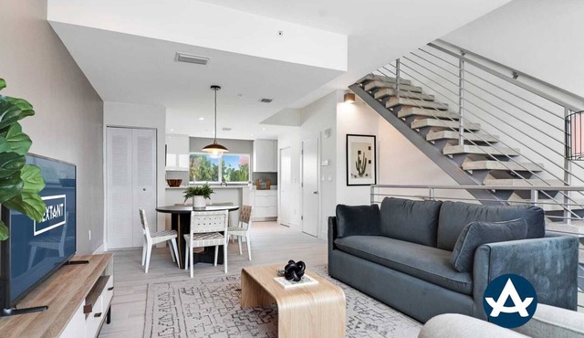 Rooftop | Hot Tub | Near Beach | 6BR | Harding Ave