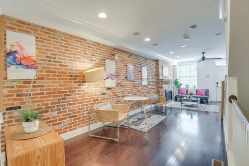 Rooftop Patio with View Baltimore Retreat