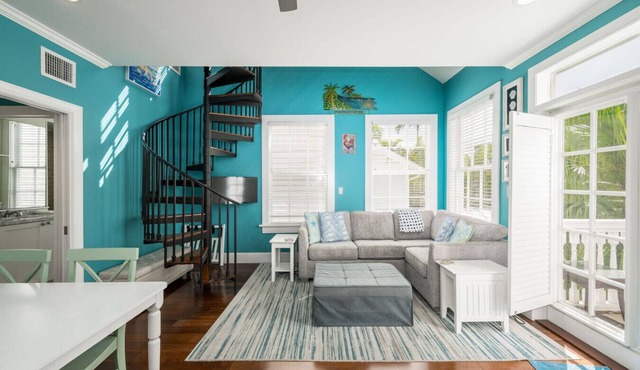 Rooftop Renaissance - Upscale Condo in Old Town Key West. Perfect for Couples.