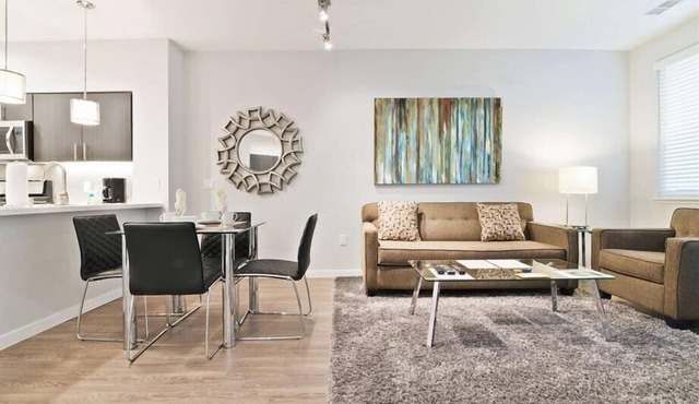 Rooftop Sky Lounge w/BBQ & Fire Pit | Near Stanford Hospital