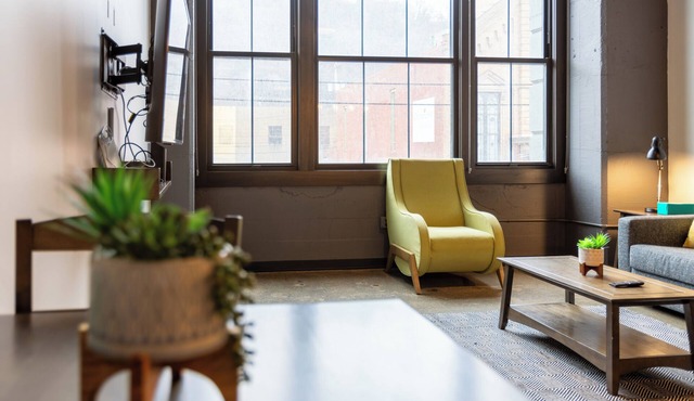 Rooftop Skyline - Heart of Strip - KING Bed + Gym