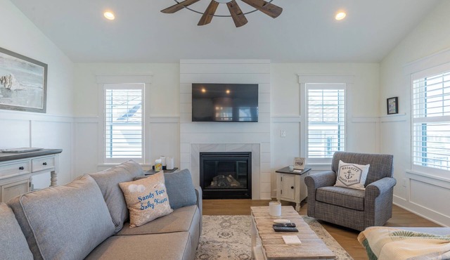 Rooftop Sunsets Ocean Glimpse Sleeps 10