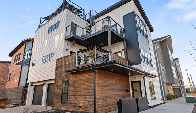 Rooftop Terrace on Bentonville Square