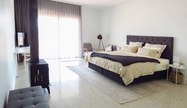 Rooks Edge B&B - Room 3 -Stunning views-romantic getaway