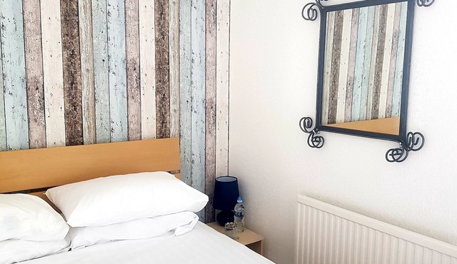 Room 2 double ensuite with shower