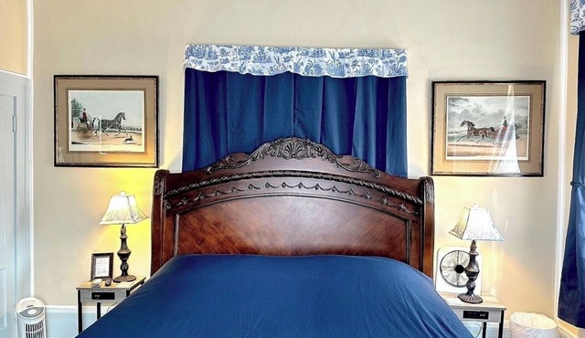 Room 2 King Belmont Inn on 1st floor In room private bathroom Shelbyville, TN