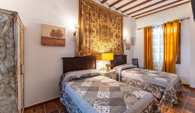Room 6 with Private Garden - El Sueño De Lucrecia, Toledo