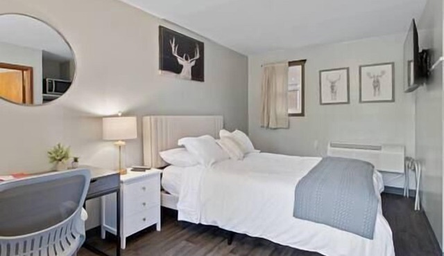 Room 6, Kozy Rest Motel