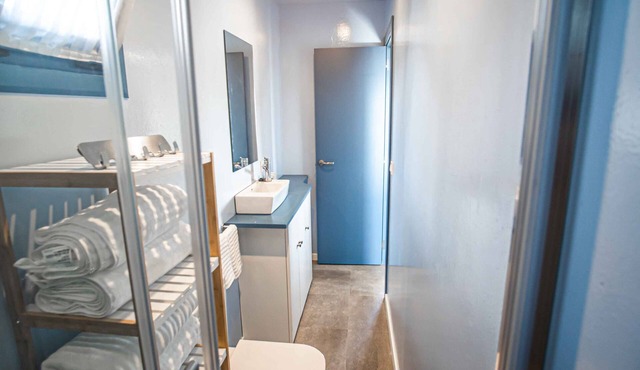 Room-boat, Santander