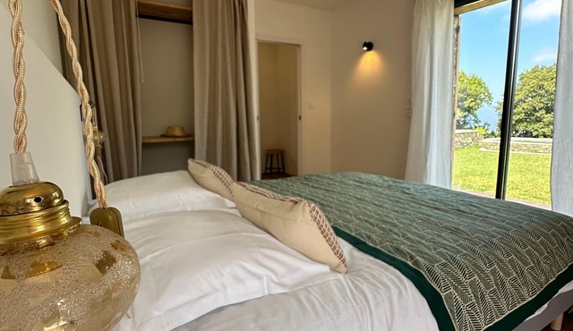 Room 'Chambre 2' with Mountain View, Wi-Fi and Air Conditioning