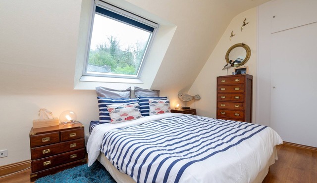 Room 'Chambre Mer' with Shared Pool, Shared Terrace and Wi-Fi