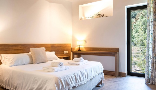 Room 'Doble Superior El Duque Chimenea' with Mountain View, Shared Terrace and Wi-Fi