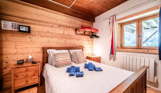 Room 'Elisthur Chambre N°2' with Mountain View, Shared Terrace and Wi-Fi
