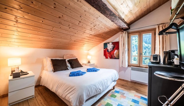 Room 'Elisthur Chambre N°4' with Mountain View, Shared Terrace and Wi-Fi