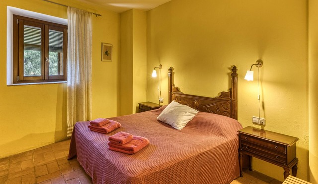 Room 'Fonoll' with Shared Pool, Terrace and Wi-Fi