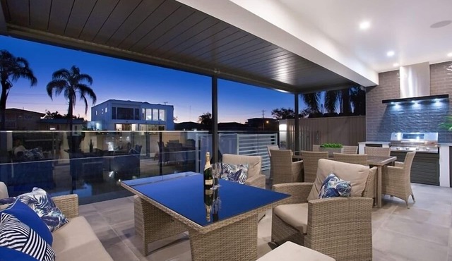 Room for everyone in this luxurious waterfront property!