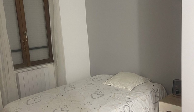 Room for rent in a private home