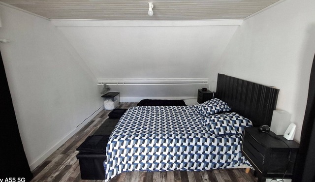 ROOM FOR RENT IN A GUEST HOUSE