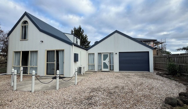 Room for the biggest Boat, pet friendly