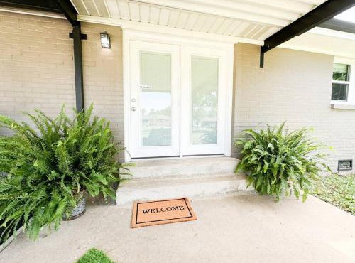 Room For the Family - Large Yard - Gallatin Stays
