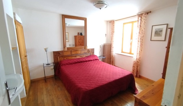 Room for two in a house of the XVII century - N°2 Chez Jean Pierre